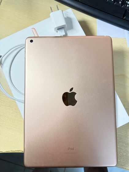 ขาย Ipad Gen 7 Wifi 32 GB สภาพใหม่ ใช้งานได้ปกติ ยกกล่อง แบตเสื่อม รูปที่ 2