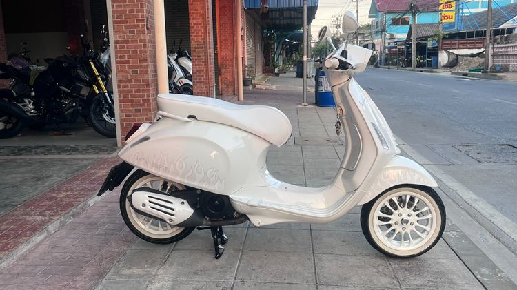 Vespa JUSTIN  จดปี 24 ไมล์ 2127 km.