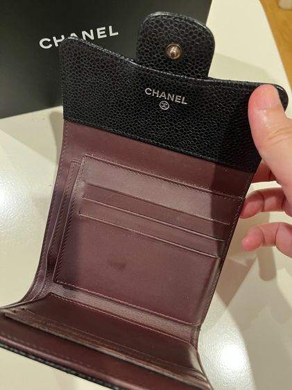 Chanel tri-fold wallet รูปที่ 6