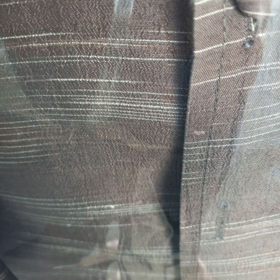 เสื้อเชิ้ตผ้าไหมคอปกผู้ชาย สีน้ำตาล ไซส์ M สภาพเหมือนใหม่ รูปที่ 8