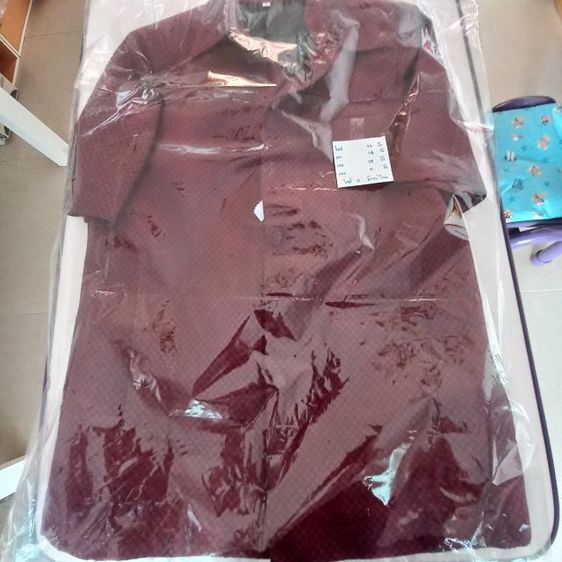 เสื้อเชิ้ตผ้าไหมคอปกผู้ชาย สีแดง ไซส์ M สภาพเหมือนใหม่ รูปที่ 9