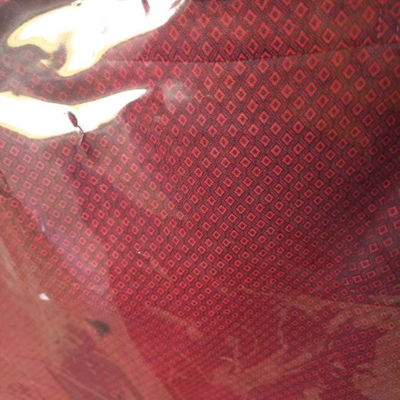 เสื้อเชิ้ตผ้าไหมคอปกผู้ชาย สีแดง ไซส์ M สภาพเหมือนใหม่ รูปที่ 5