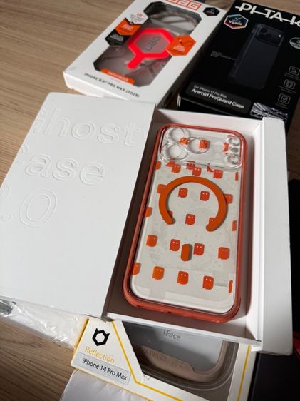 dbrand case Ghost 2 สภาพดี  สีส้ม