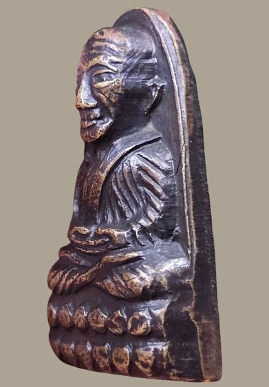 หลวงปู่ทวดหลังหนังสือเล็ก พิมพ์ว.กระเด็น เนื้อทองเหลืองรมดำ ปี 2505 วัดช้างให้ จ.ปัตตานี รูปที่ 11