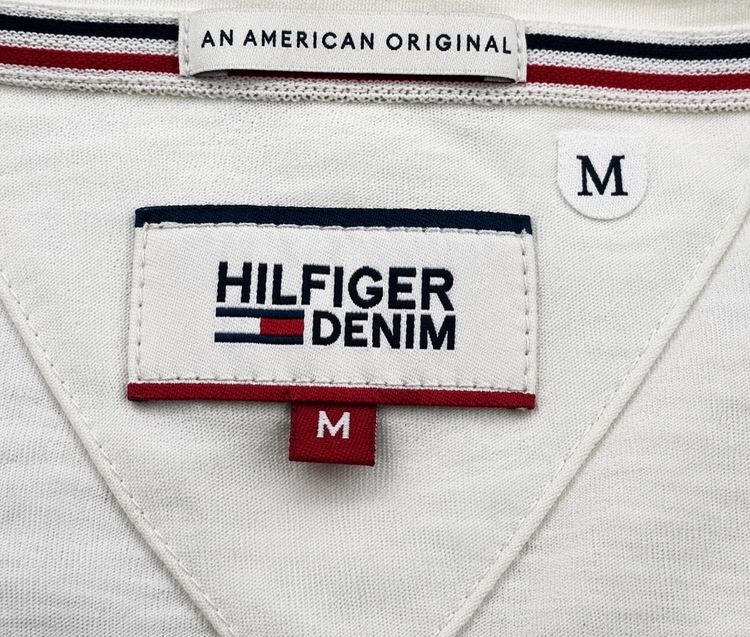 Tommy Hilfiger Denim New York US-85 Graphic T-Shirt  รูปที่ 2