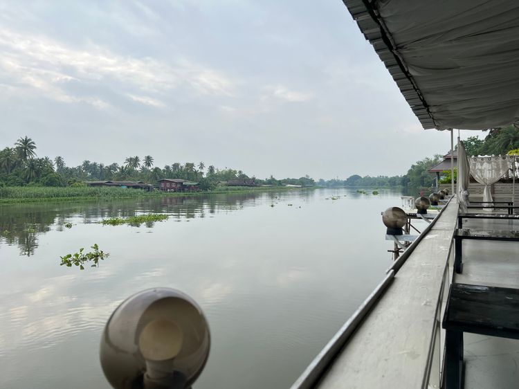 ขายและให้เช่า ร้านอาหาร+คาเฟ่ พร้อมสิ่งปลูกสร้าง ติดแม่น้ำท่าจีน เนื้อที่343ตรว. พุทธมณฑลสาย7 ต.หอมเกร็ด อ.สามพราน รูปที่ 2