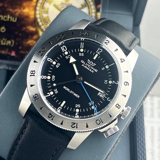 Glycine Airman Worldtimer  GMT Quartz Black Dial Swiss Made รูปที่ 6