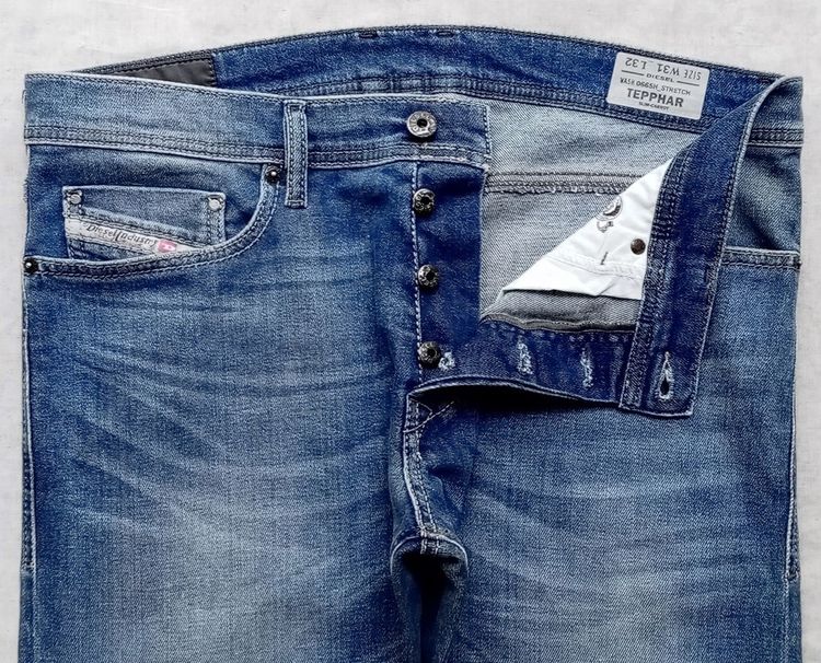 ยีนส์ DIESEL ใหม่ มาพร้อม QC STICKER รูปที่ 8