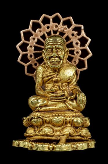 หลวงปู่ทวดเนื้อเปียกทอง