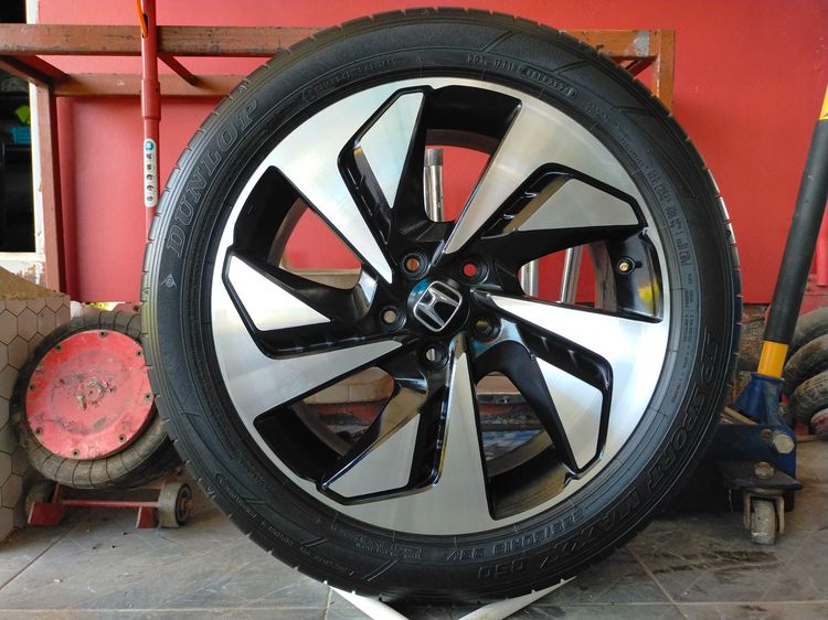 แม็กฮอนด้า ขอบ18 พร้อมยางดันลอป 225 50 18 ปี24 ่แม็กสวยไม่ดุ้งไม่คดไม่แตก ยางสวยทุกเส้นตามรูป ใส่HRV accord  CRV g2 รูปที่ 4