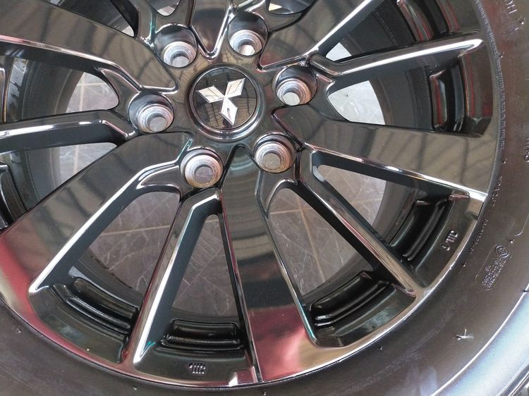 แม็กมิตซู ขอบ18 พร้อมยางมิชลิน 265 60 18 ปี24 แม็กสวยไร้รอย ไม่คดไม่ดุ้งไม่แตก ยางสวยทุกเส้น ใส่ triton ปาเจ รูปที่ 7