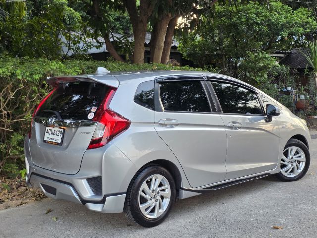 Honda Jazz 2015 1.5 V+ Sedan เบนซิน ไม่ติดแก๊ส เกียร์อัตโนมัติ บรอนซ์เงิน รูปที่ 3