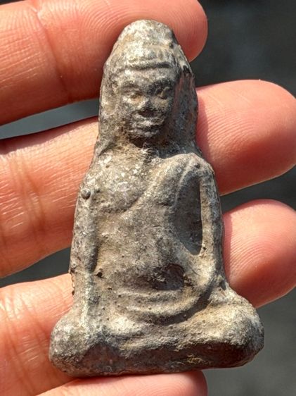 พระเครื่องไม่ทราบที่