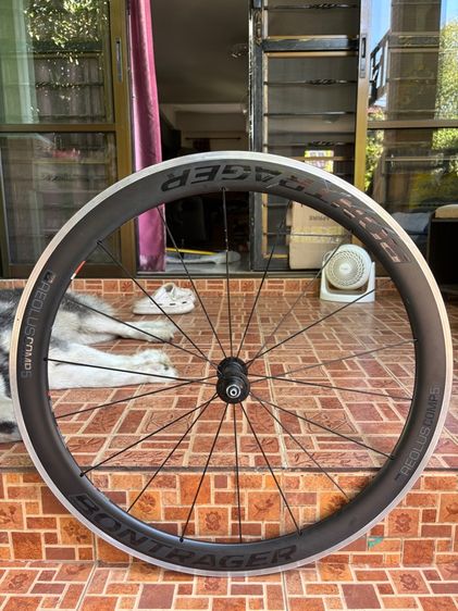 ล้อเสือหมอบ อลูและคาร์บอนยี่ห้อ bontrager รุ่น aeolus comp5 มือสอง