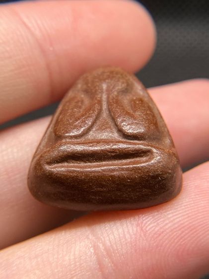 ปิดตามหาลาภ หลวงพ่อฟู วัดบางสมัคร จ.ฉะเชิงเทรา ปี 2554 เนื้อผงน้ำมัน (แดง) หลังยันต์นะโมพุทธายะ รูปที่ 2