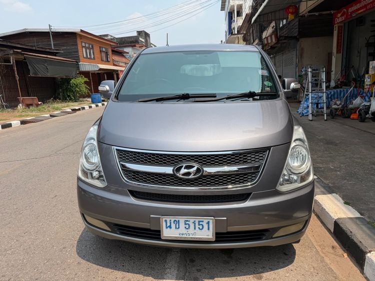 Hyundai H-1  2011 2.5 Deluxe Van ดีเซล ไม่ติดแก๊ส เกียร์อัตโนมัติ เทา รูปที่ 4