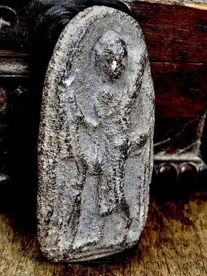 พระเครื่องเก่าๆของสะสมโบราณต่างๆ เป็นของหลุดของฝากของจำใว้นานเกินกว่า50ปี เเละเป็นของที่บ้านพ่อสะสมใว้เองค่ะ สนใจ โทรและLine 091-7968966  รูปที่ 4