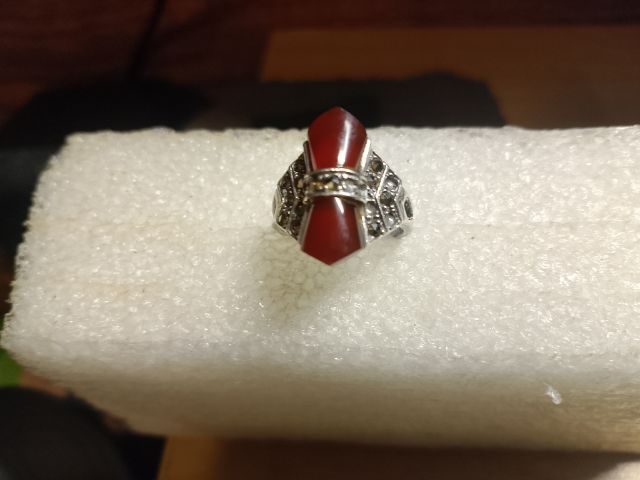 แหวนเงิน พลอยแดง รูปที่ 2