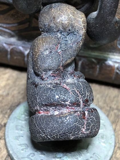 พระเครื่องเก่าๆของสะสมโบราณต่างๆ เป็นของหลุดของฝากของจำใว้นานเกินกว่า50ปี เเละเป็นของที่บ้านพ่อสะสมใว้เองค่ะ สนใจ โทรและLine 091-7968966  รูปที่ 11