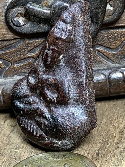 พระเครื่องเก่าๆของสะสมโบราณต่างๆ เป็นของหลุดของฝากของจำใว้นานเกินกว่า50ปี เเละเป็นของที่บ้านพ่อสะสมใว้เองค่ะ สนใจ โทรและLine 091-7968966  รูปที่ 10