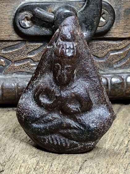 พระเครื่องเก่าๆของสะสมโบราณต่างๆ เป็นของหลุดของฝากของจำใว้นานเกินกว่า50ปี เเละเป็นของที่บ้านพ่อสะสมใว้เองค่ะ สนใจ โทรและLine 091-7968966  รูปที่ 12