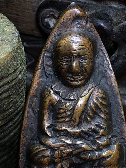 พระเครื่องเก่าๆของสะสมโบราณต่างๆ เป็นของหลุดของฝากของจำใว้นานเกินกว่า50ปี เเละเป็นของที่บ้านพ่อสะสมใว้เองค่ะ สนใจ โทรและLine 091-7968966  รูปที่ 6