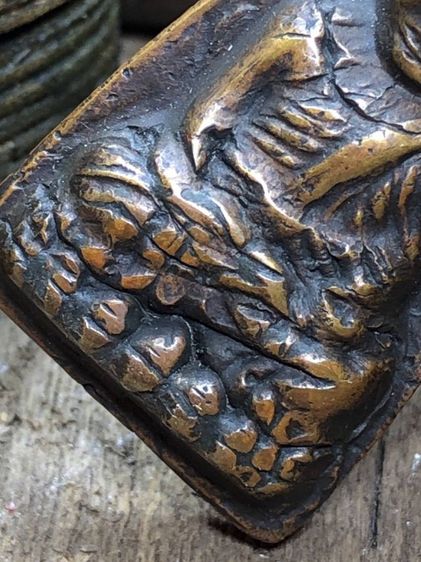 พระเครื่องเก่าๆของสะสมโบราณต่างๆ เป็นของหลุดของฝากของจำใว้นานเกินกว่า50ปี เเละเป็นของที่บ้านพ่อสะสมใว้เองค่ะ สนใจ โทรและLine 091-7968966  รูปที่ 7