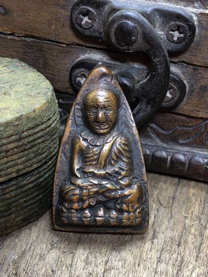 พระเครื่องเก่าๆของสะสมโบราณต่างๆ เป็นของหลุดของฝากของจำใว้นานเกินกว่า50ปี เเละเป็นของที่บ้านพ่อสะสมใว้เองค่ะ สนใจ โทรและLine 091-7968966  รูปที่ 8