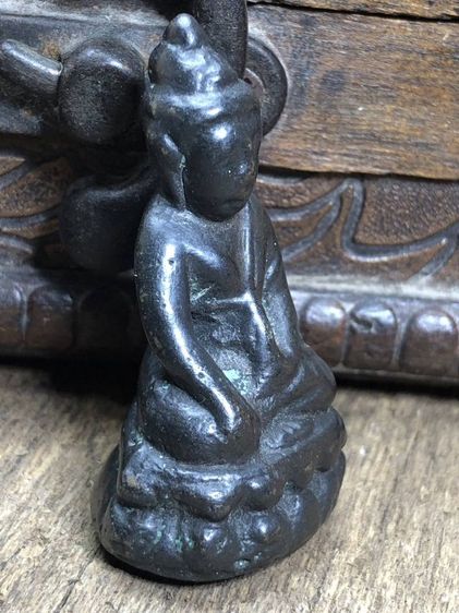 พระเครื่องเก่าๆของสะสมโบราณต่างๆ เป็นของหลุดของฝากของจำใว้นานเกินกว่า50ปี เเละเป็นของที่บ้านพ่อสะสมใว้เองค่ะ สนใจ โทรและLine 091-7968966  รูปที่ 12