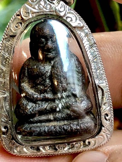 พระเครื่องเก่าๆของสะสมโบราณต่างๆ เป็นของหลุดของฝากของจำใว้นานเกินกว่า50ปี เเละเป็นของที่บ้านพ่อสะสมใว้เองค่ะ สนใจ โทรและLine 091-7968966  รูปที่ 2