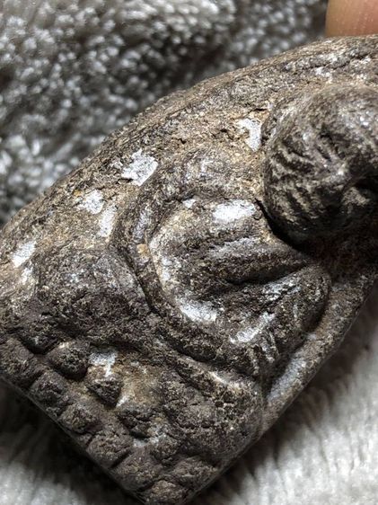 พระเครื่องเก่าๆของสะสมโบราณต่างๆ เป็นของหลุดของฝากของจำใว้นานเกินกว่า50ปี เเละเป็นของที่บ้านพ่อสะสมใว้เองค่ะ สนใจ โทรและLine 091-7968966  รูปที่ 11