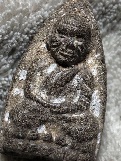 พระเครื่องเก่าๆของสะสมโบราณต่างๆ เป็นของหลุดของฝากของจำใว้นานเกินกว่า50ปี เเละเป็นของที่บ้านพ่อสะสมใว้เองค่ะ สนใจ โทรและLine 091-7968966  รูปที่ 5