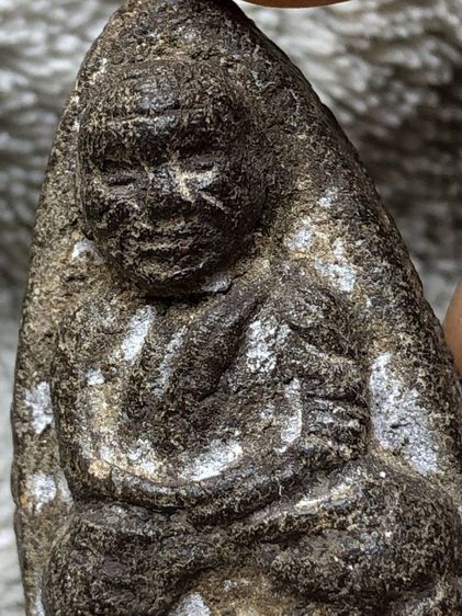 พระเครื่องเก่าๆของสะสมโบราณต่างๆ เป็นของหลุดของฝากของจำใว้นานเกินกว่า50ปี เเละเป็นของที่บ้านพ่อสะสมใว้เองค่ะ สนใจ โทรและLine 091-7968966  รูปที่ 9