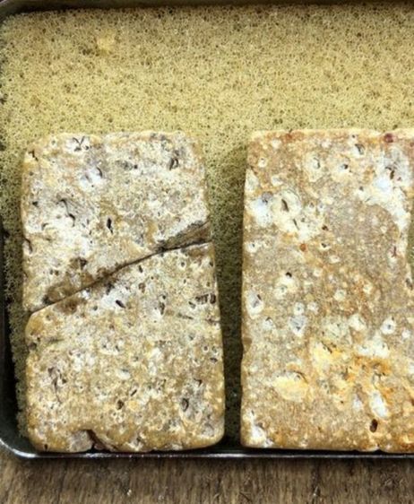 พระเครื่องเก่าๆของสะสมโบราณต่างๆ เป็นของหลุดของฝากของจำใว้นานเกินกว่า50ปี เเละเป็นของที่บ้านพ่อสะสมใว้เองค่ะ สนใจ โทรและLine 091-7968966  รูปที่ 7