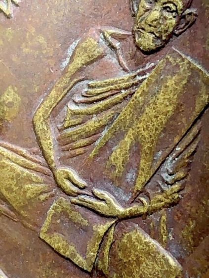 พระเครื่องเก่าๆของสะสมโบราณต่างๆ เป็นของหลุดของฝากของจำใว้นานเกินกว่า50ปี เเละเป็นของที่บ้านพ่อสะสมใว้เองค่ะ สนใจ โทรและLine 091-7968966  รูปที่ 7