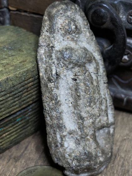 พระเครื่องเก่าๆของสะสมโบราณต่างๆ เป็นของหลุดของฝากของจำใว้นานเกินกว่า50ปี เเละเป็นของที่บ้านพ่อสะสมใว้เองค่ะ สนใจ โทรและLine 091-7968966  รูปที่ 3