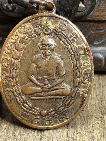 พระเครื่องเก่าๆของสะสมโบราณต่างๆ เป็นของหลุดของฝากของจำใว้นานเกินกว่า50ปี เเละเป็นของที่บ้านพ่อสะสมใว้เองค่ะ สนใจ โทรและLine 091-7968966  รูปที่ 5