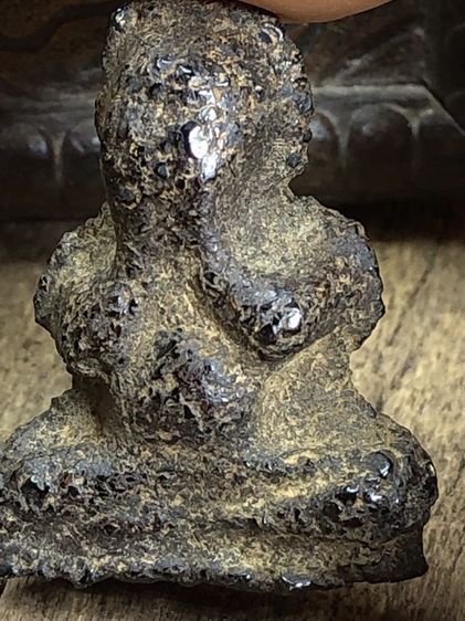 พระเครื่องเก่าๆของสะสมโบราณต่างๆ เป็นของหลุดของฝากของจำใว้นานเกินกว่า50ปี เเละเป็นของที่บ้านพ่อสะสมใว้เองค่ะ สนใจ โทรและLine 091-7968966  รูปที่ 5