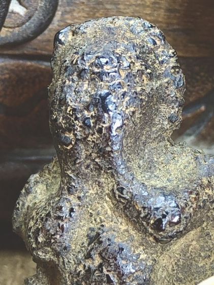 พระเครื่องเก่าๆของสะสมโบราณต่างๆ เป็นของหลุดของฝากของจำใว้นานเกินกว่า50ปี เเละเป็นของที่บ้านพ่อสะสมใว้เองค่ะ สนใจ โทรและLine 091-7968966  รูปที่ 4