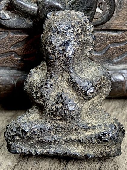 พระเครื่องเก่าๆของสะสมโบราณต่างๆ เป็นของหลุดของฝากของจำใว้นานเกินกว่า50ปี เเละเป็นของที่บ้านพ่อสะสมใว้เองค่ะ สนใจ โทรและLine 091-7968966  รูปที่ 3