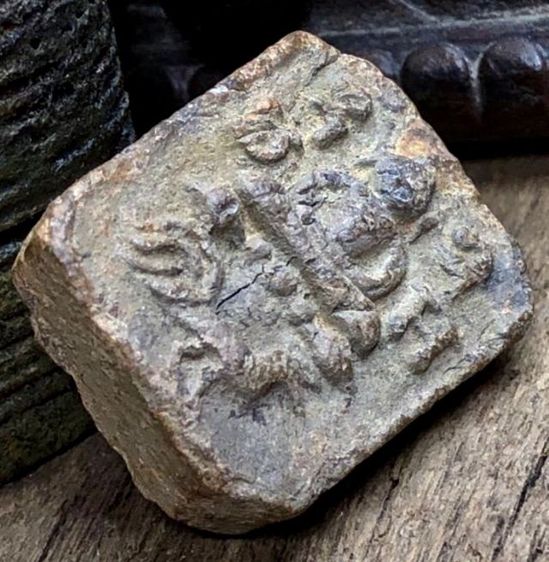 พระเครื่องเก่าๆของสะสมโบราณต่างๆ เป็นของหลุดของฝากของจำใว้นานเกินกว่า50ปี เเละเป็นของที่บ้านพ่อสะสมใว้เองค่ะ สนใจ โทรและLine 091-7968966  รูปที่ 8