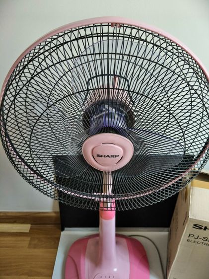 พัดลม SHARP 16 นิ้ว รุ่นPJ-SL163 สีชมพู ปรับสูงได้ มือ2 สภาพพอใช้ ใช้งานได้เบอร์ 2-3  รูปที่ 3