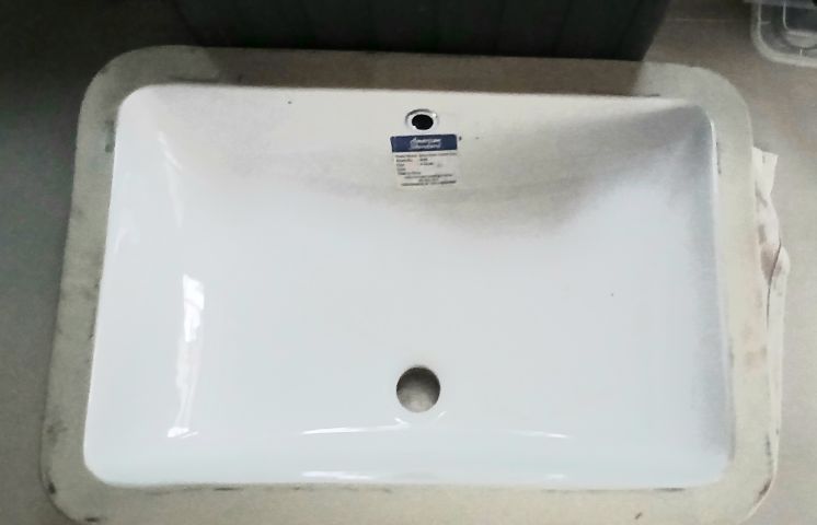 อ่างล้างหน้าฝังใต้ American Standard Activa Under Counter Lava, Model No. 0440