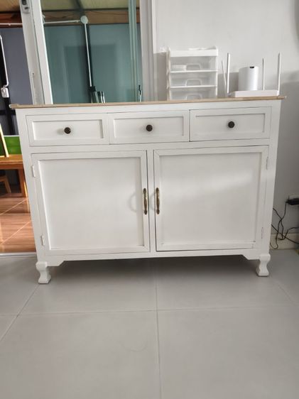 ตู้เก็บของ