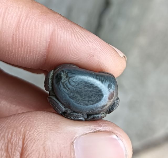 พระปิดตาไม่ทราบเนื้อ 1 องค์ รูปที่ 6