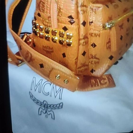 โอ้โหเป้สะพายหลังแฟชั่น mcm size 12 นิ้วงานเกรดพรีเมียมหนังดีๆมากๆเลยค่ะสินค้ามาพร้อมถุงผ้า