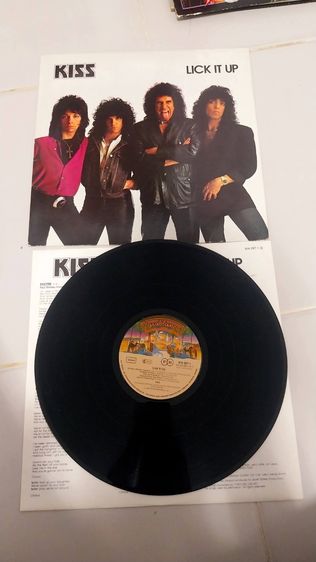 แผ่นเสียง 12 นิ้ว