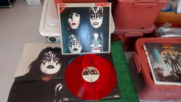 แผ่นเสียง ไวริล 12 นิ้ว รูปที่ 4