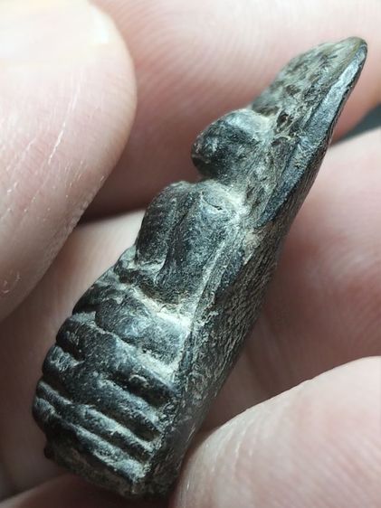 พระคงลำพูนครับ รูปที่ 9