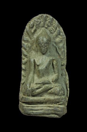 พระเนื้อดินเก่า ฐาน1สูง2.4ซ.ม BB 421